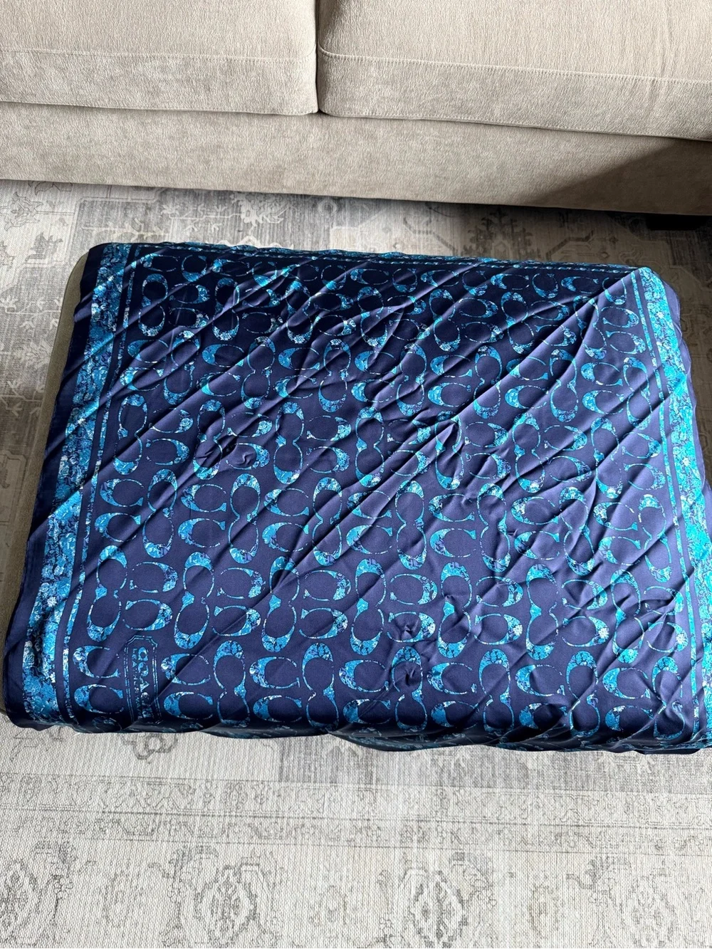 Coach elegant silk
